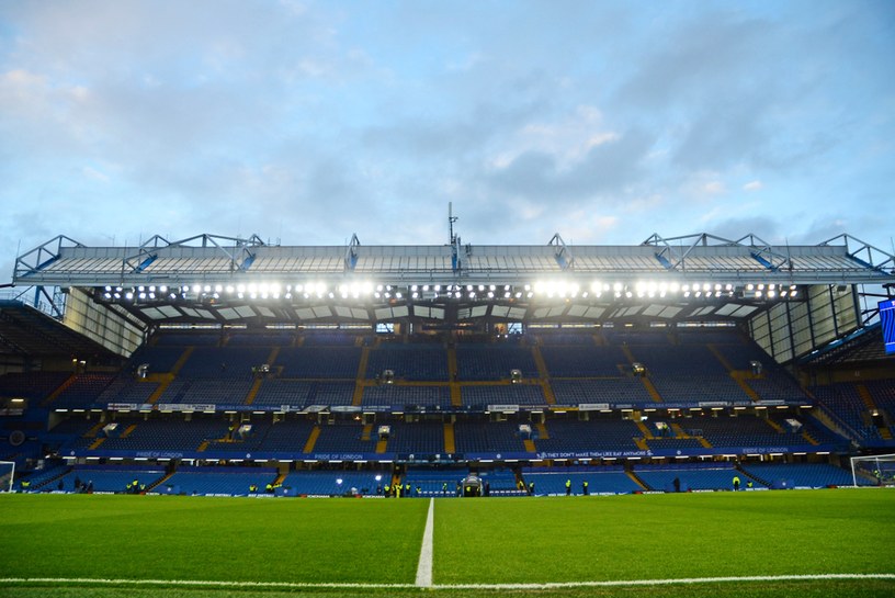 Stamford Bridge Floodlights
